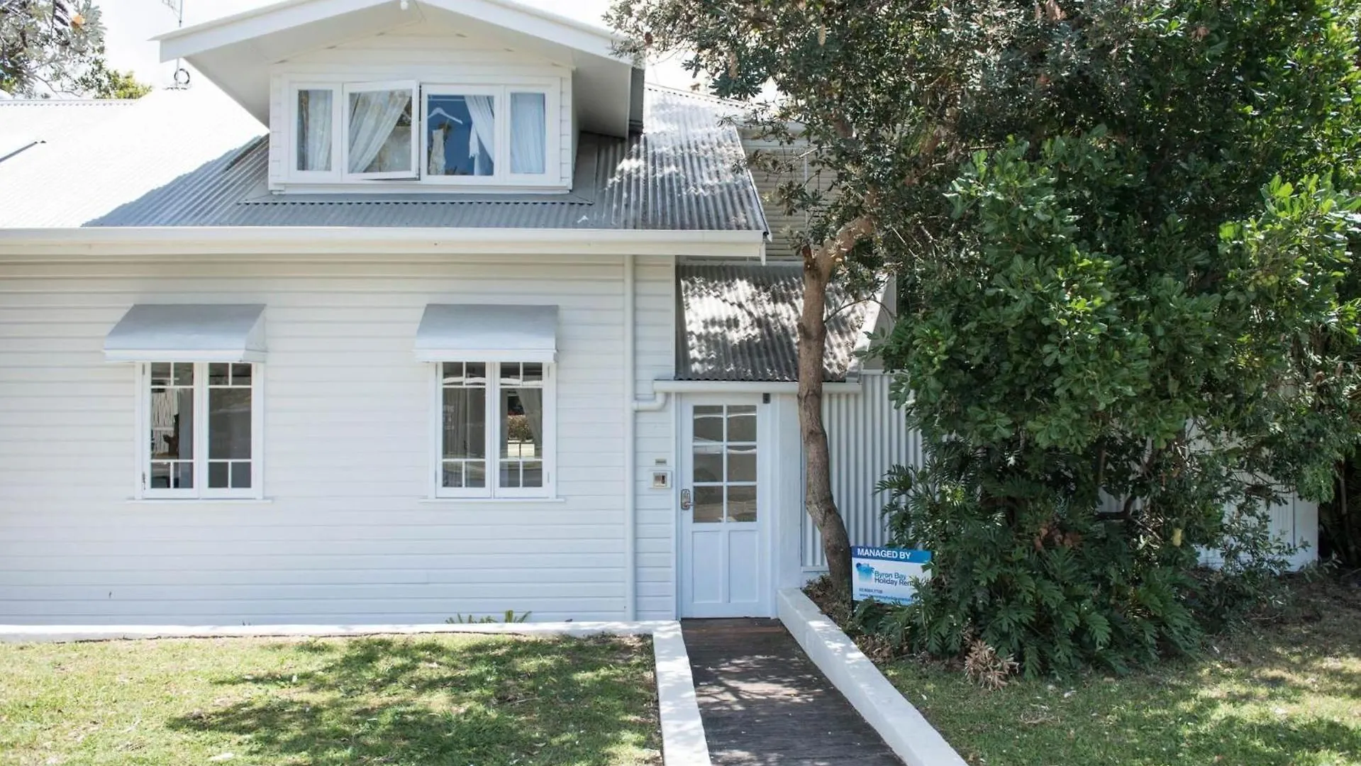 A Perfect Stay - Cactus Rose Villa Byron Bay